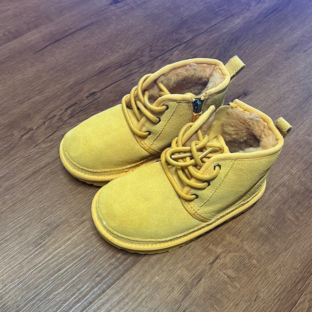 Neumel II Chukka Boot